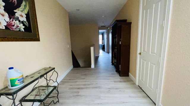 8871 Club Estates Way, Lake Worth, FL 33467