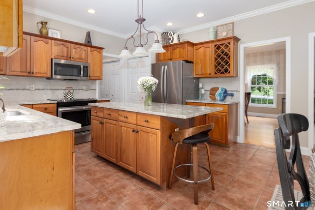 10 Curtis Road, Middlebury, CT 06762