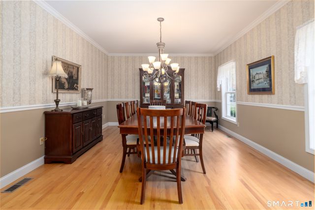 10 Curtis Road, Middlebury, CT 06762