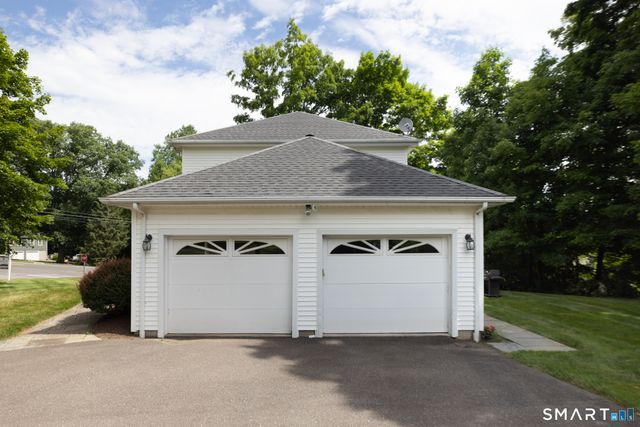 10 Curtis Road, Middlebury, CT 06762