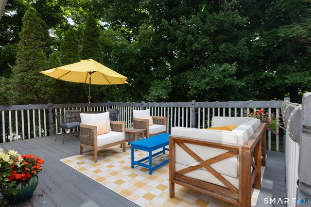10 Curtis Road, Middlebury, CT 06762