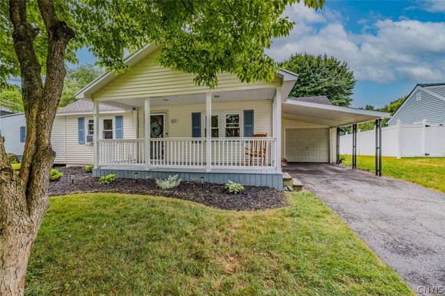 107 Williams Street, Clay, NY 13212