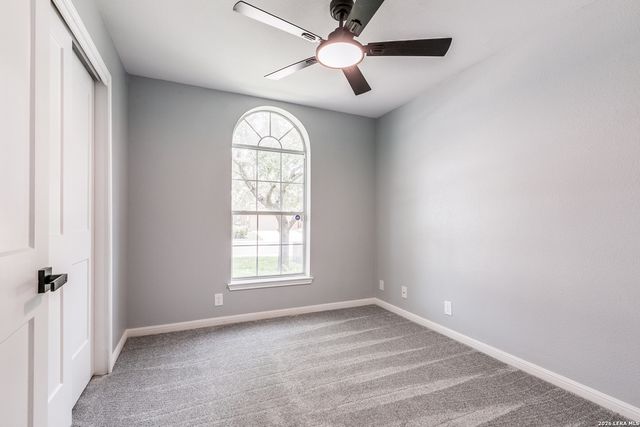 8407 CHALK HILL CV, Converse, TX 78109
