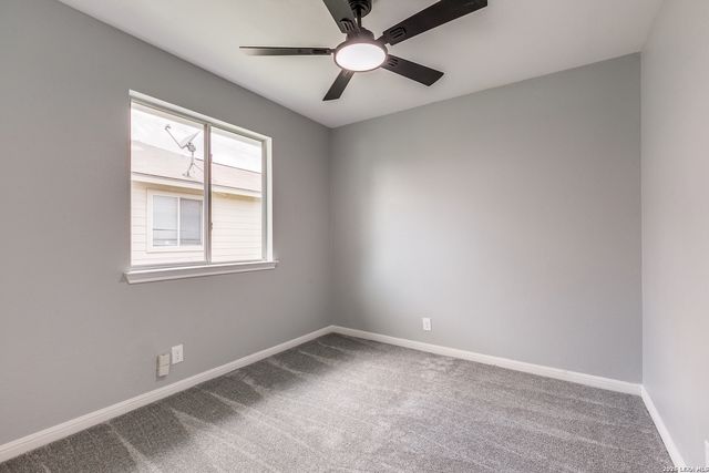 8407 CHALK HILL CV, Converse, TX 78109