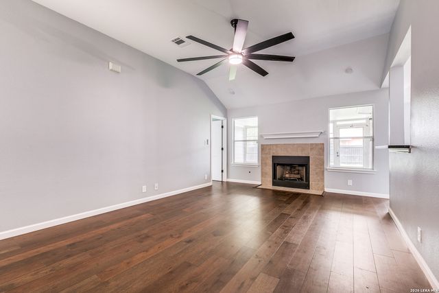8407 CHALK HILL CV, Converse, TX 78109