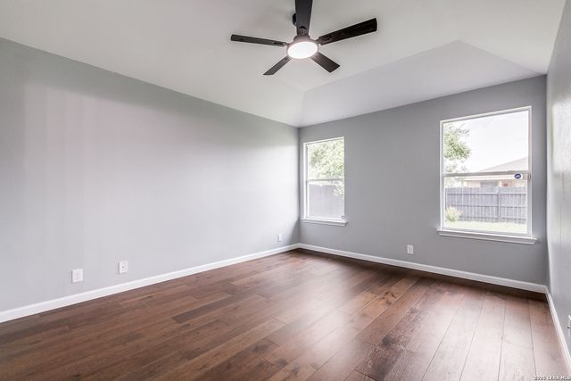 8407 CHALK HILL CV, Converse, TX 78109