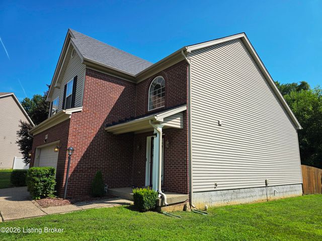 9701 Chetwood Ct, Louisville, KY 40291