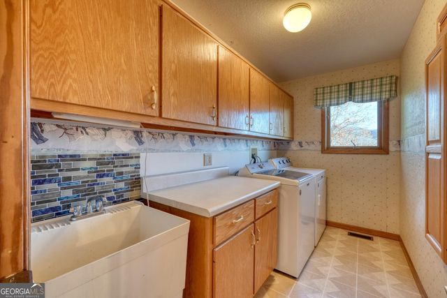 1264 Harris Ridge Road, Young Harris, GA 30582