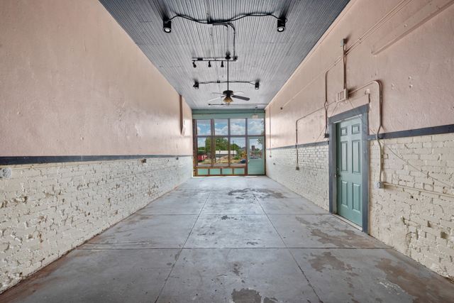 107 N Main Street, Milford, TX 76670