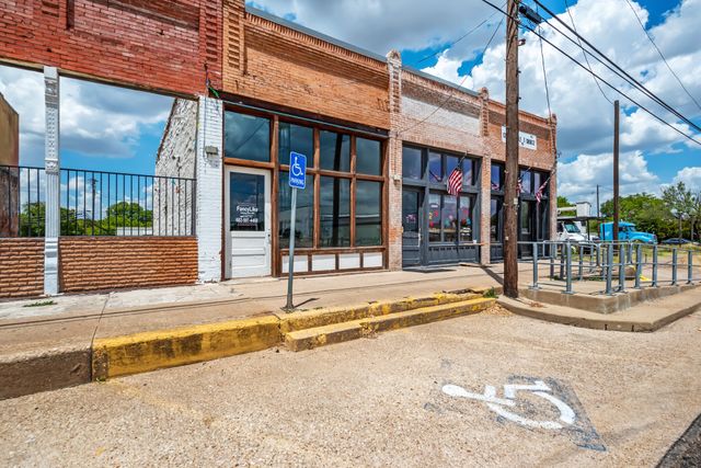107 N Main Street, Milford, TX 76670