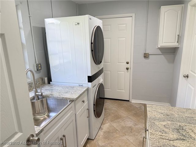 667 Serenade Terrace, Lake Placid, FL 33852