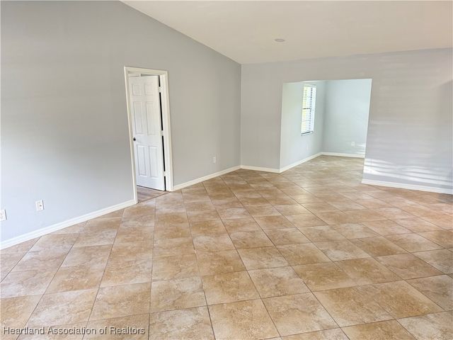667 Serenade Terrace, Lake Placid, FL 33852