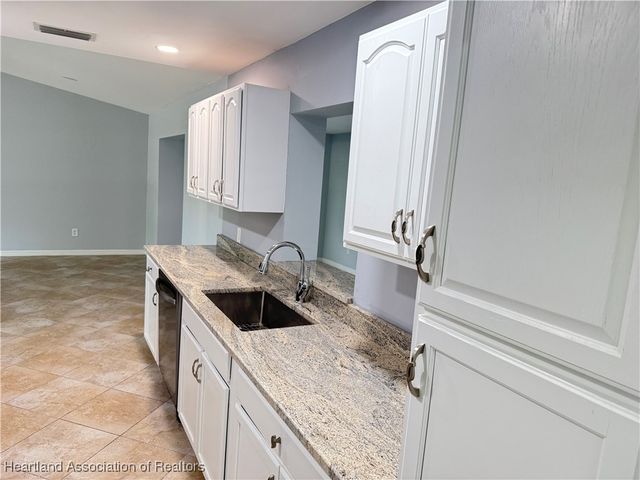 667 Serenade Terrace, Lake Placid, FL 33852