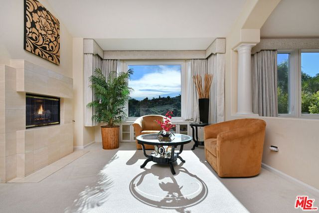 23224 Park Corniche, Calabasas, CA 91302