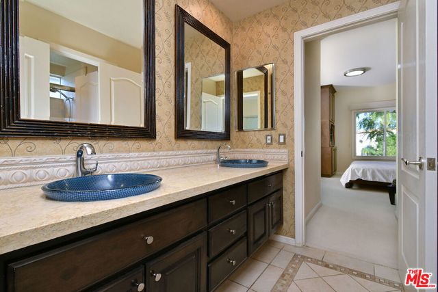 23224 Park Corniche, Calabasas, CA 91302
