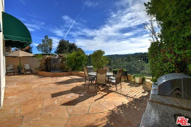 23224 Park Corniche, Calabasas, CA 91302