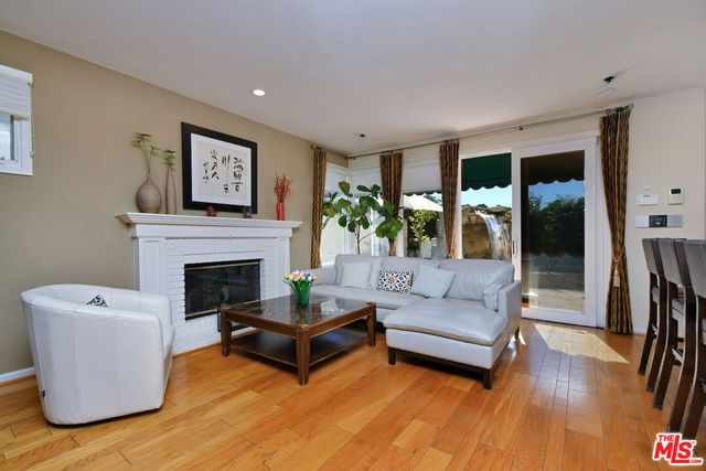 23224 Park Corniche, Calabasas, CA 91302