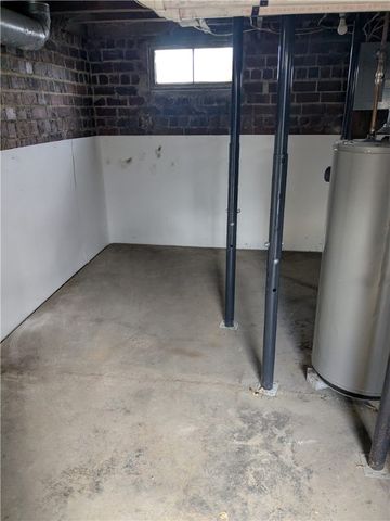 7 7th St, Bessemer, PA 16112