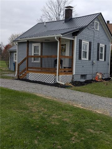 7 7th St, Bessemer, PA 16112