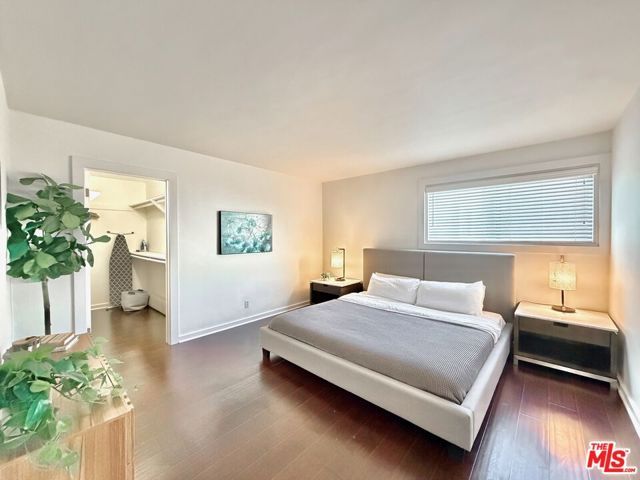 5805 W 8th Street 308, Los Angeles, CA 90036