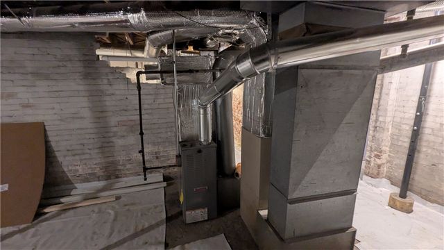 15 Emmett Street, Providence, RI 02903