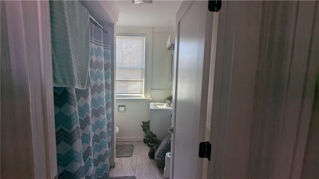 15 Emmett Street, Providence, RI 02903