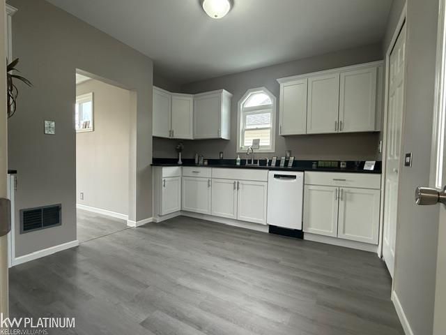 604 11th Street, Port Huron, MI 48060