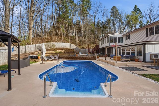 490 Woodend Drive SE, Concord, NC 28025