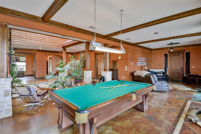 1501 S Chisholm Trail, Granbury, TX 76048