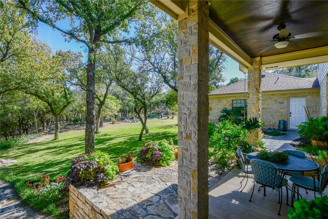 1501 S Chisholm Trail, Granbury, TX 76048