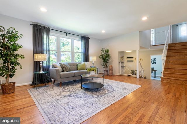 110 WHITE BIRCH CT, Greenbelt, MD 20770