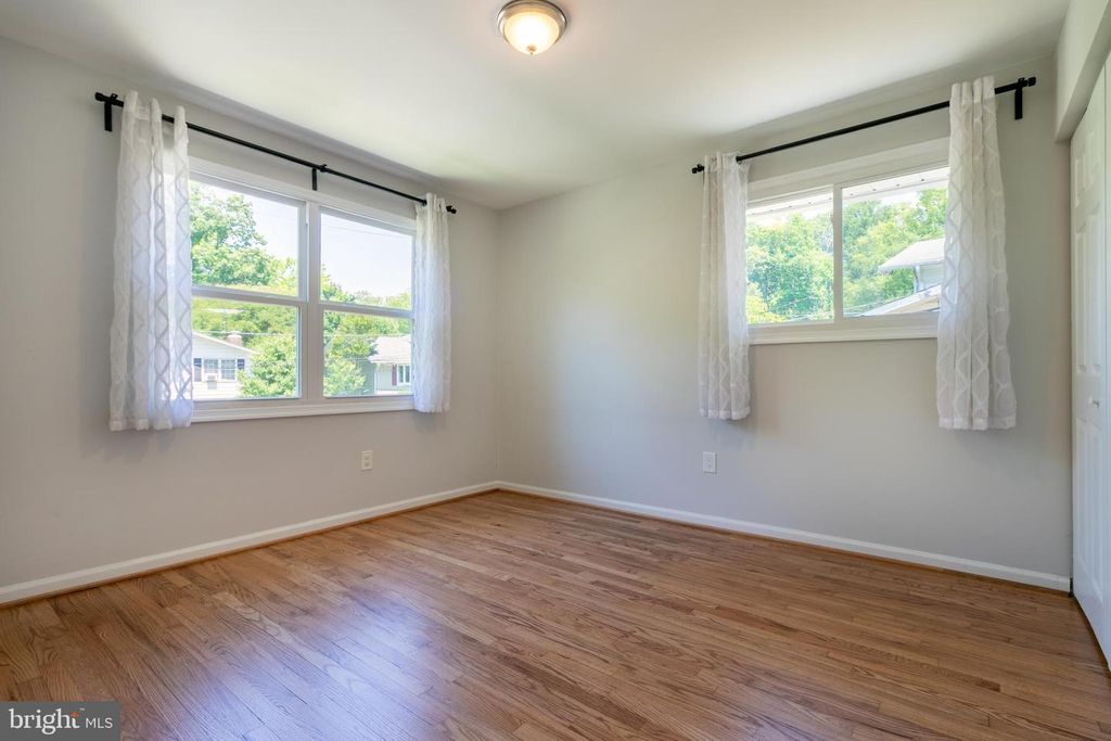Image 24 of property listing at 110 WHITE BIRCH CT, Greenbelt, MD 20770