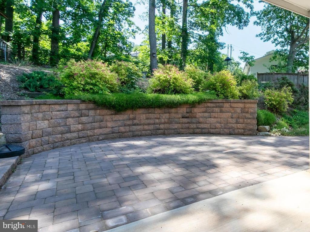 Image 36 of property listing at 110 WHITE BIRCH CT, Greenbelt, MD 20770