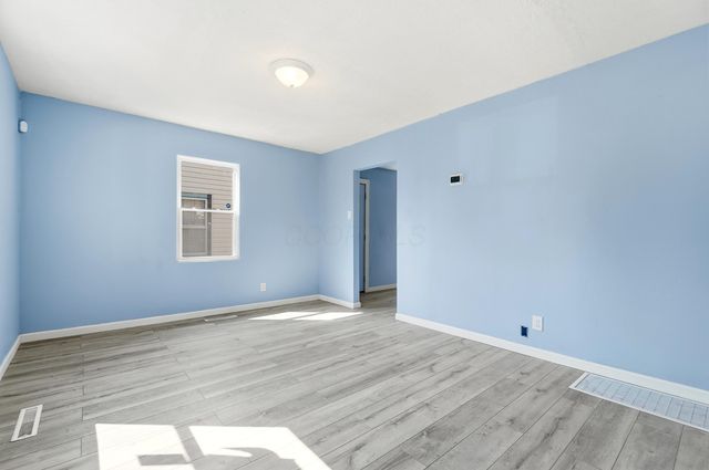 2297 Howey Road, Columbus, OH 43211