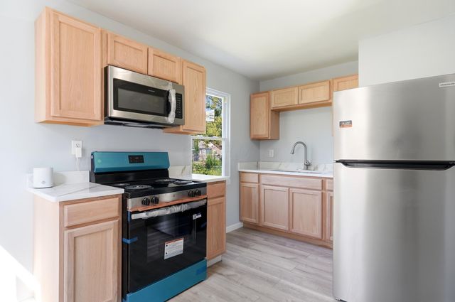 2297 Howey Road, Columbus, OH 43211