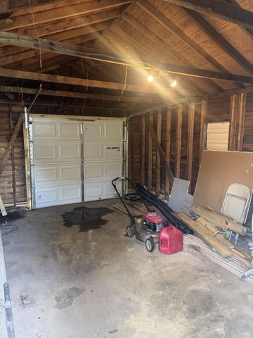 2297 Howey Road, Columbus, OH 43211