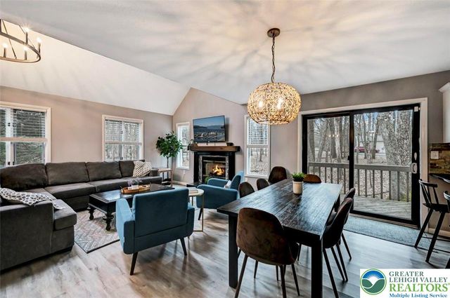 19 Uffleman Lane, Penn Forest Twp, PA 18210