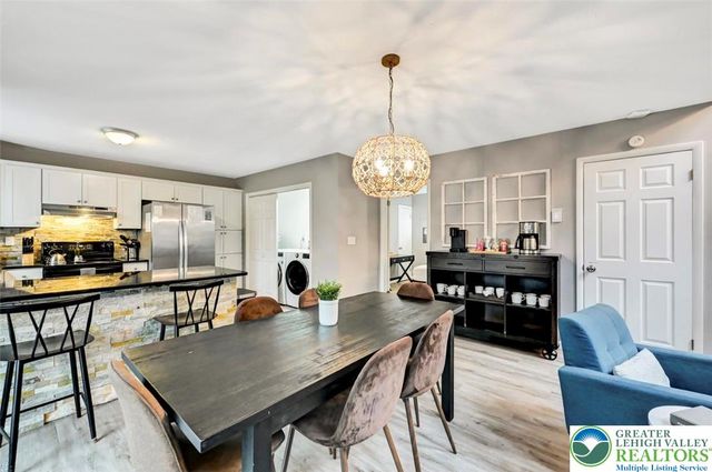 19 Uffleman Lane, Penn Forest Twp, PA 18210