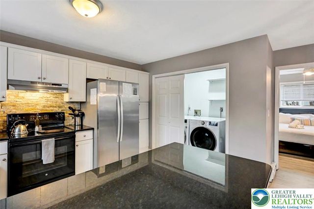 19 Uffleman Lane, Penn Forest Twp, PA 18210