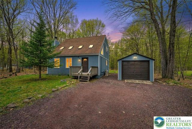 19 Uffleman Lane, Penn Forest Twp, PA 18210