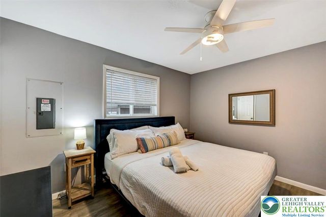 19 Uffleman Lane, Penn Forest Twp, PA 18210