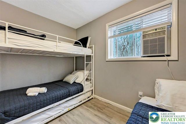 19 Uffleman Lane, Penn Forest Twp, PA 18210