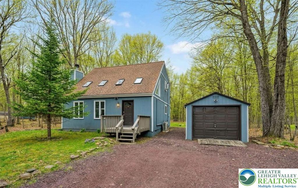 19 Uffleman Lane, Penn Forest Twp, PA 18210