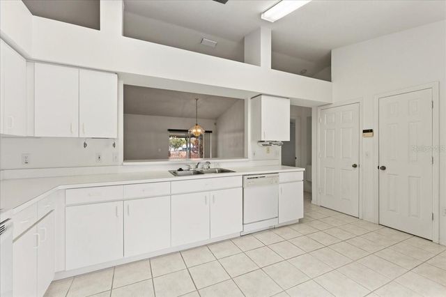 10615 FOXCREST WAY, Riverview, FL 33569