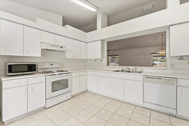 10615 FOXCREST WAY, Riverview, FL 33569