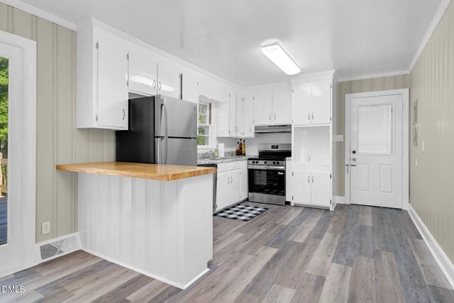737 W Haven Boulevard, Rocky Mount, NC 27803