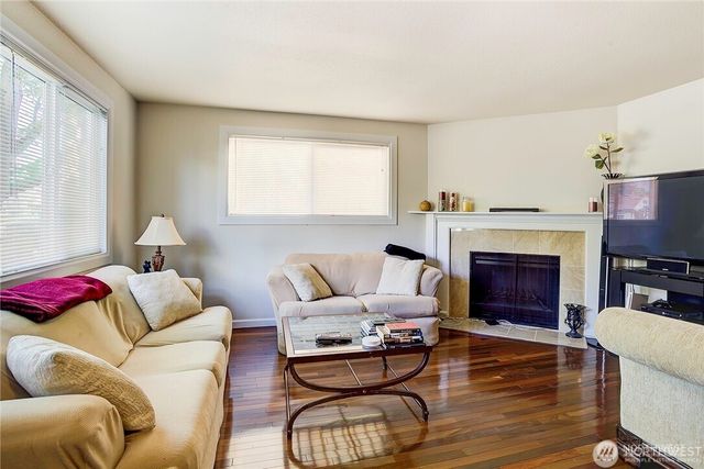 2357 NW 65th, Seattle, WA 98117