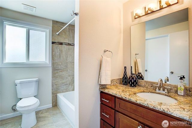 2357 NW 65th, Seattle, WA 98117