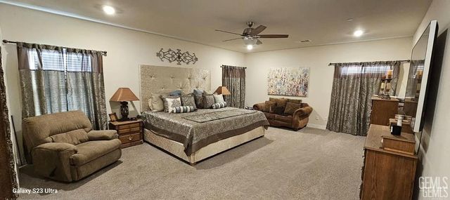 9211 Woodbrook Drive, Shafter, CA 93263