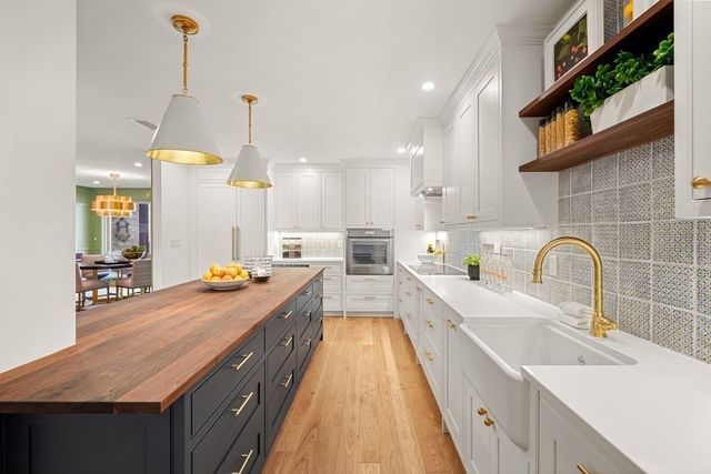 130 Mount Auburn Street 311, Cambridge, MA 02138